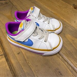 Vintage Nike Kids White Sneakers with Blue and Purple Accents